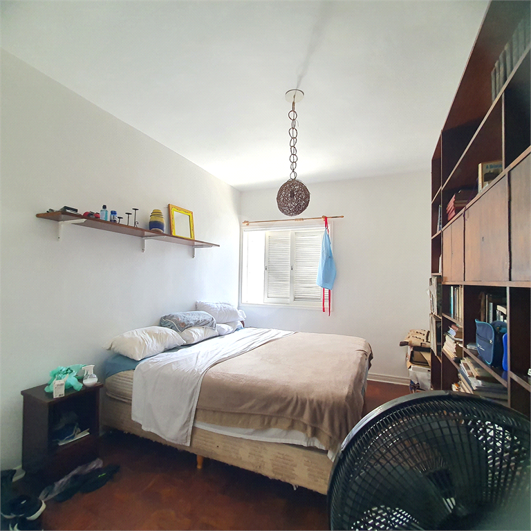 Casa térrea de 648m² 3 quartos 4 Vagas e toda rodeada de verdes Alto da Lapa