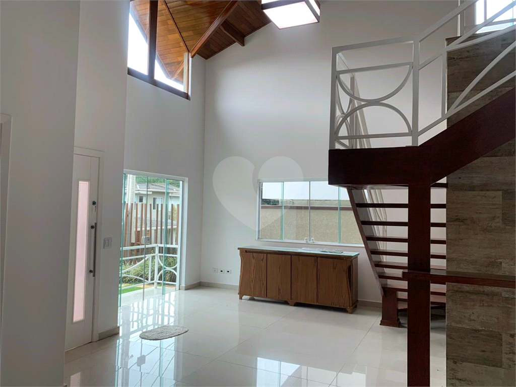 Casa de Condomínio à venda com 3 quartos, 250m² - Foto 15