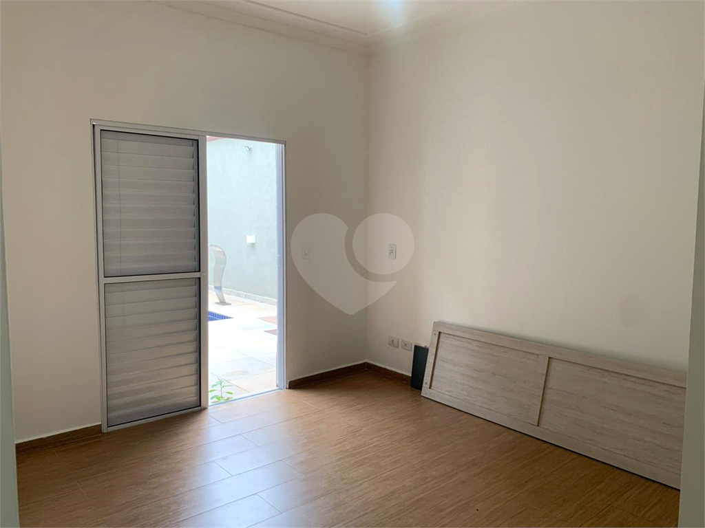 Casa de Condomínio à venda com 3 quartos, 250m² - Foto 39