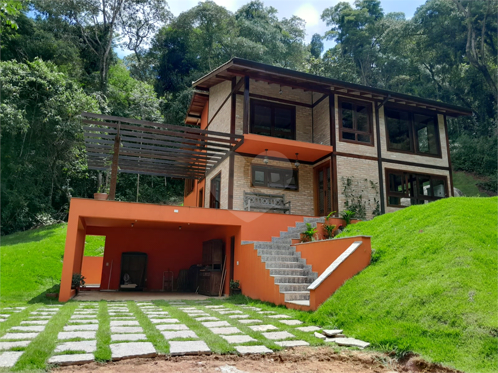 Casa de Condomínio à venda com 3 quartos, 200m² - Foto 6