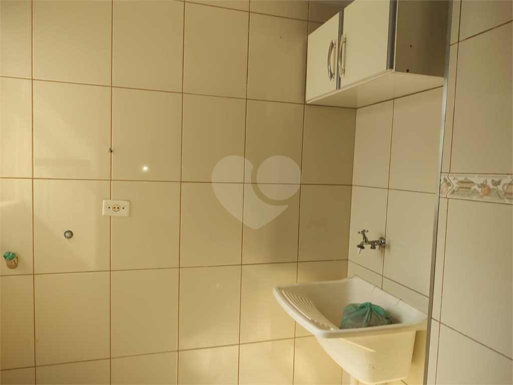 APARTAMENTO em PENHA