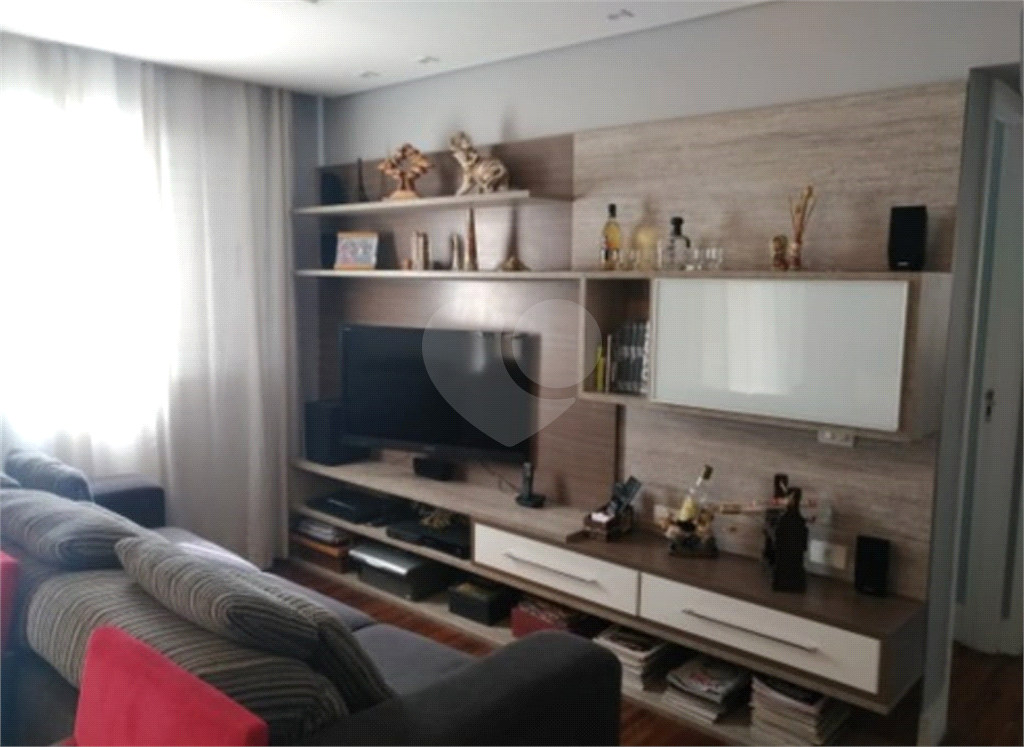 APARTAMENTO em TATUAPÉ
