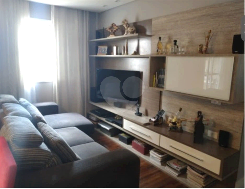APARTAMENTO em TATUAPÉ
