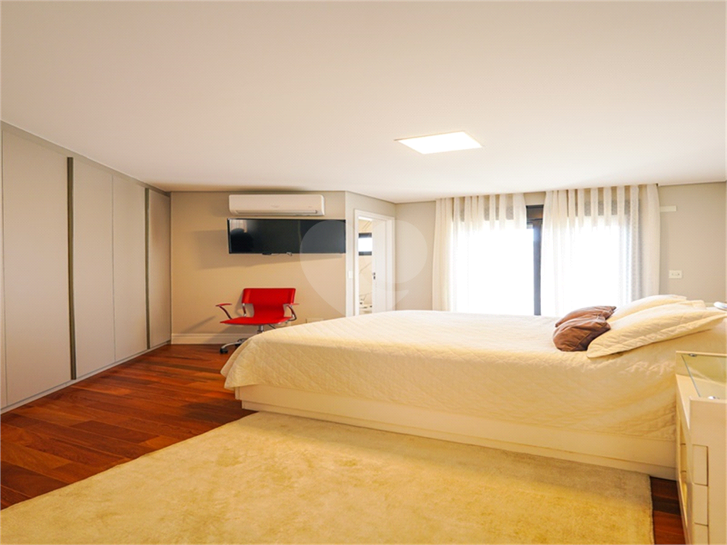 Condomínio 4 suítes Alphaville