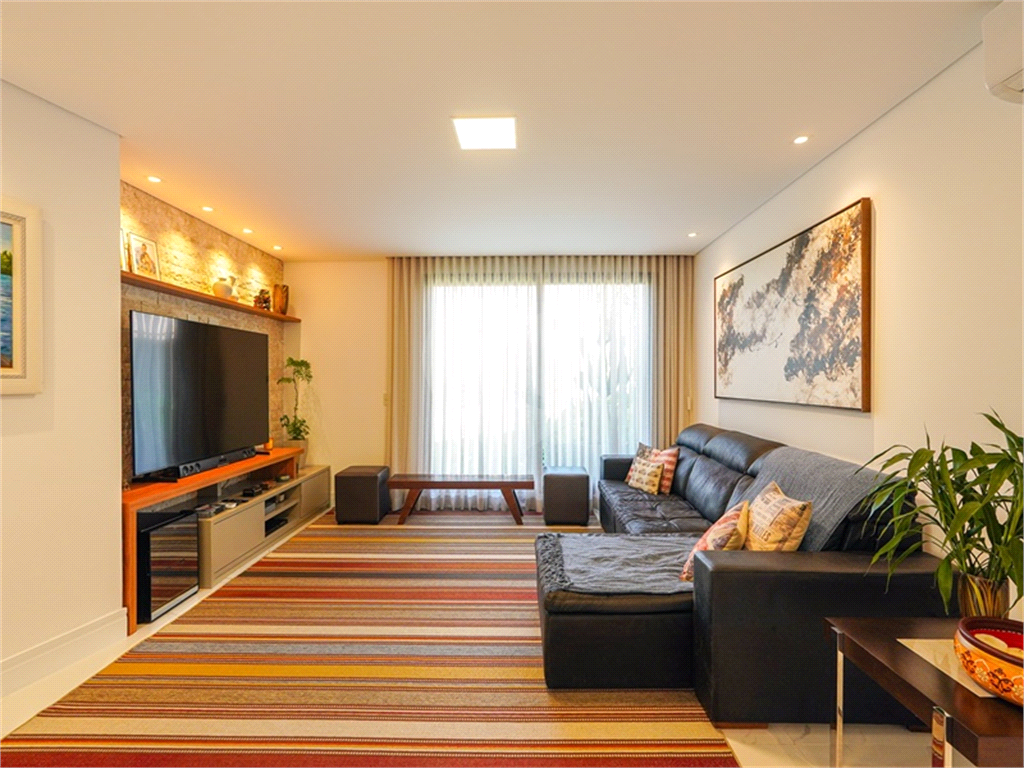 Condomínio 4 suítes Alphaville