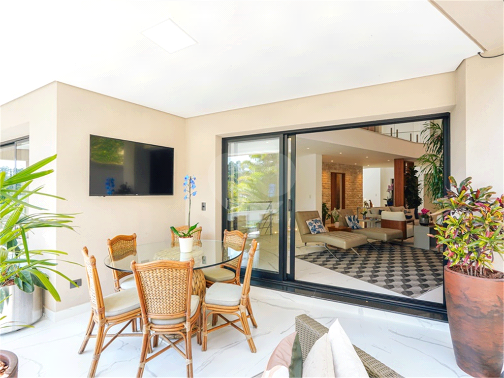 Condomínio 4 suítes Alphaville