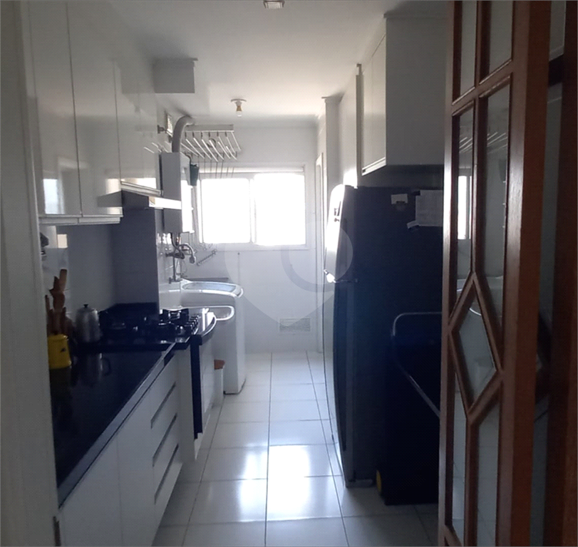 APARTAMENTO em JARDIM FLOR DA MONTANHA