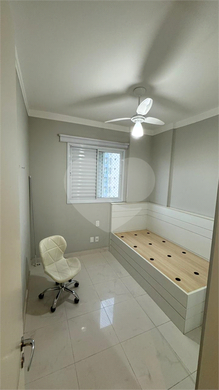 Apartamento à venda com 3 quartos, 85m² - Foto 12