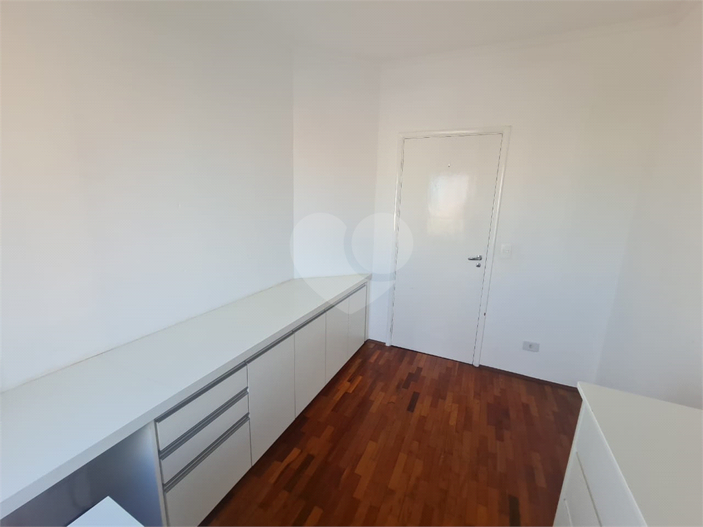 Apartamento à venda com 2 quartos, 72m² - Foto 20