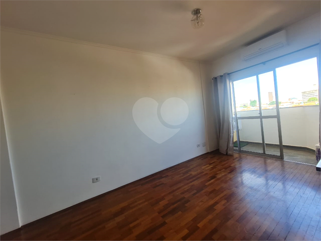 Apartamento à venda com 2 quartos, 72m² - Foto 2