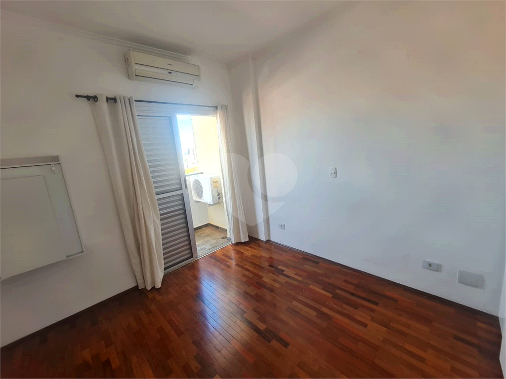 Apartamento à venda com 2 quartos, 72m² - Foto 12