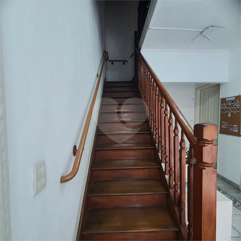 Casa Comercial de 165m² em Perdizes com 5 salas e 2 vagas