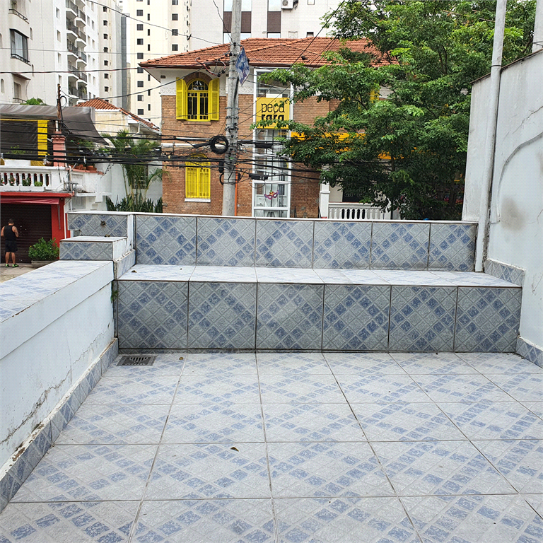 Casa Comercial de 165m² em Perdizes com 5 salas e 2 vagas