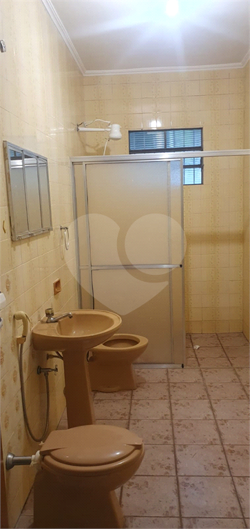 Casa para alugar com 3 quartos, 180m² - Foto 22