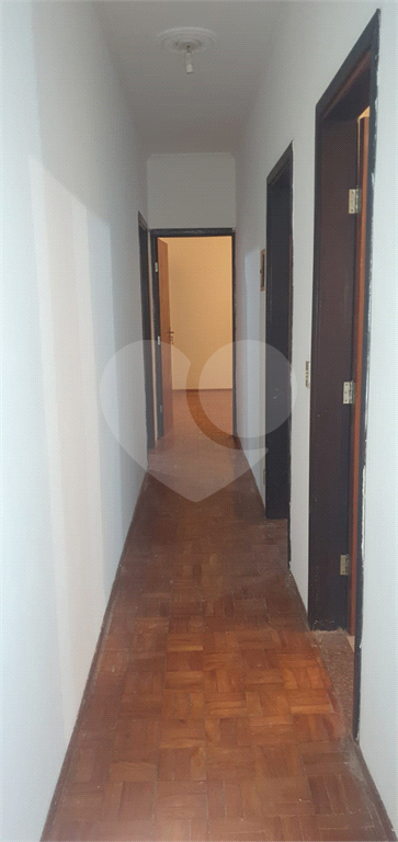 Casa para alugar com 3 quartos, 180m² - Foto 3