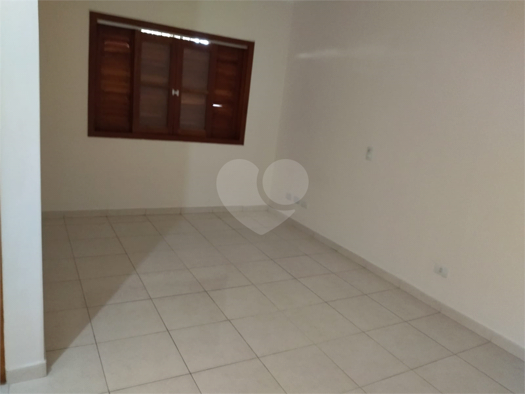 Casa à venda com 3 quartos, 80m² - Foto 7