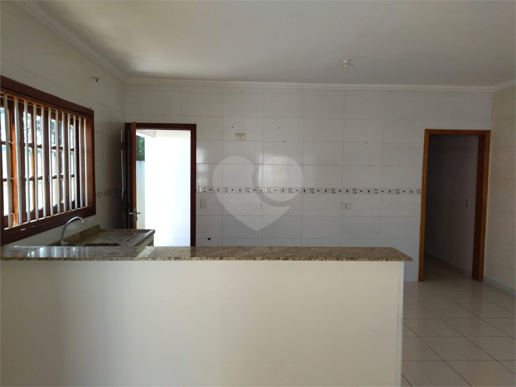 Casa à venda com 3 quartos, 80m² - Foto 15