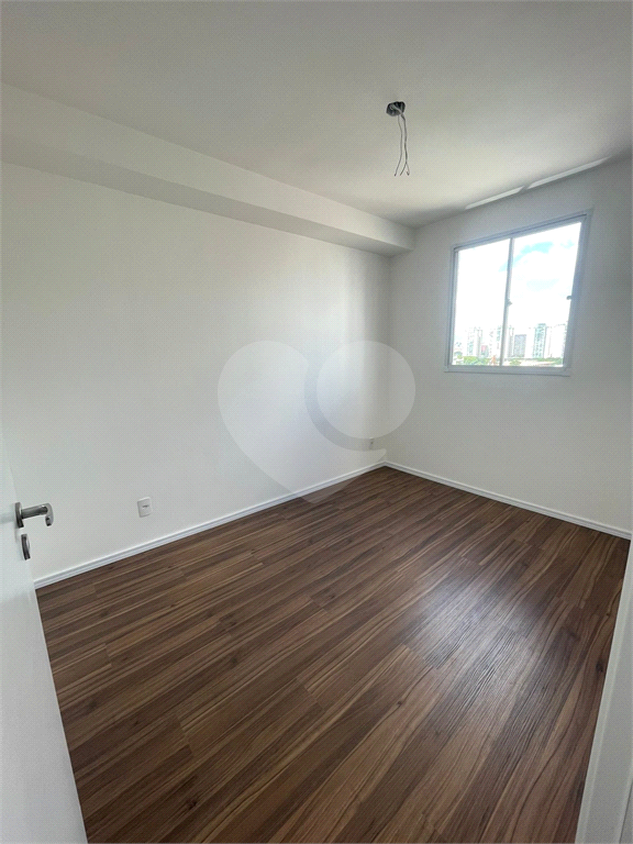 APARTAMENTO em LAPA
