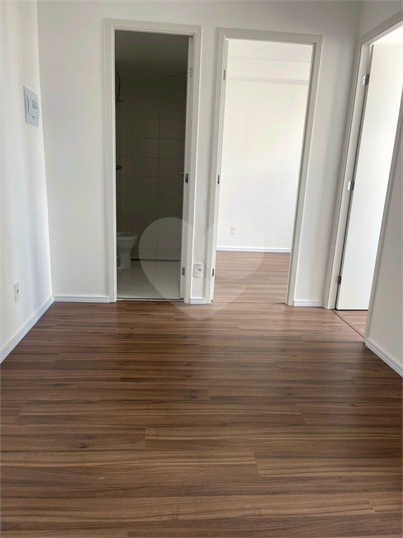 APARTAMENTO em LAPA