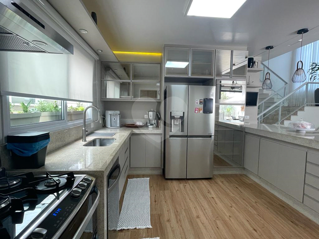 Casa a venda em Caraguatatuba