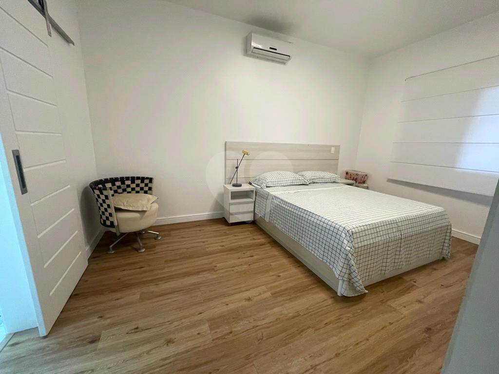 Casa a venda em Caraguatatuba