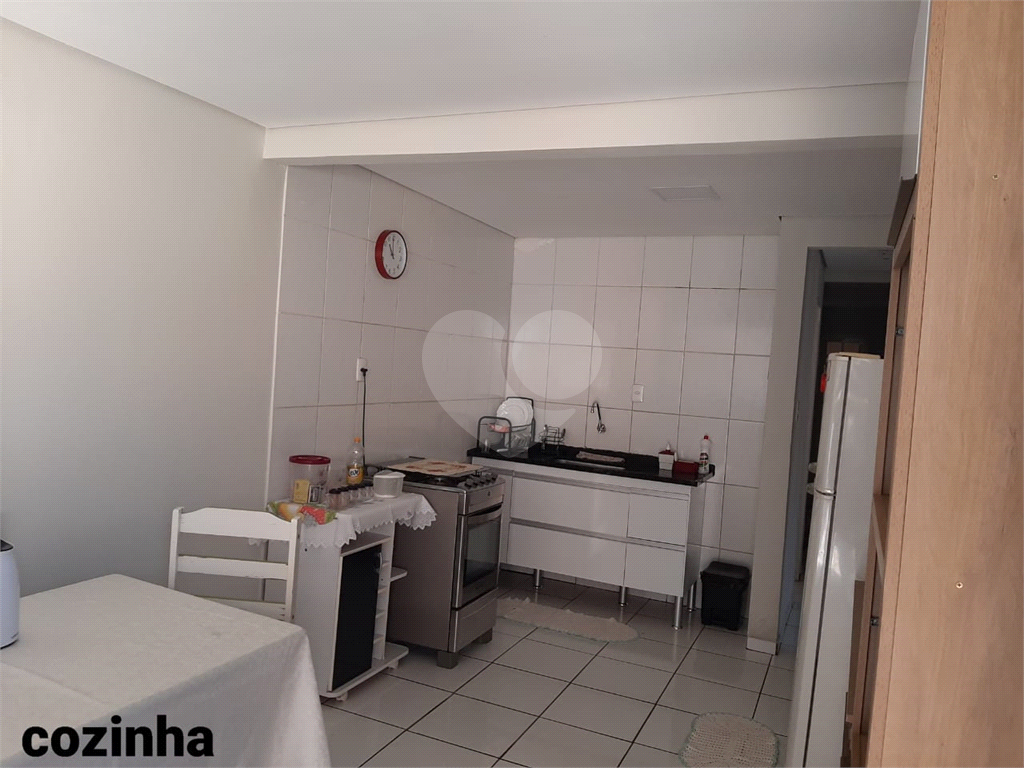 Casa à venda com 2 quartos, 119m² - Foto 3