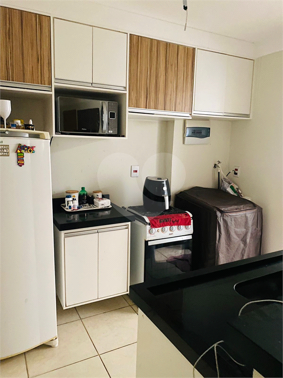 Apartamento à venda com 2 quartos, 45m² - Foto 11