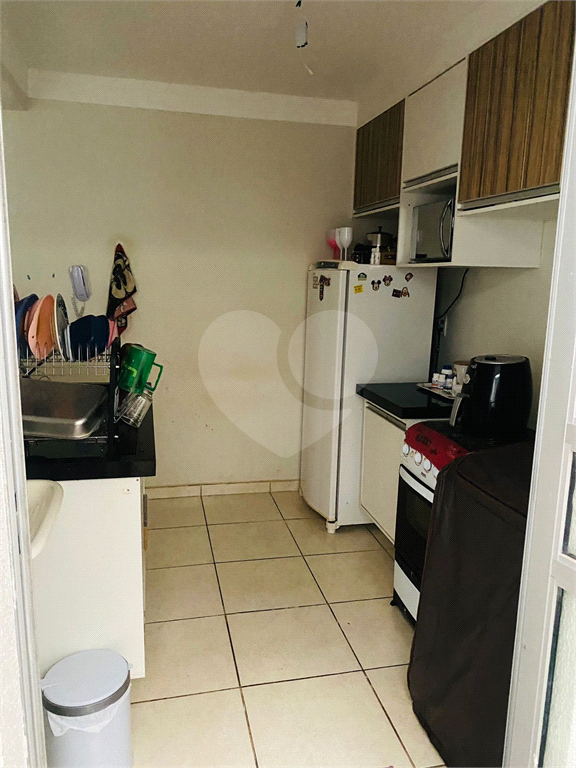 Apartamento à venda com 2 quartos, 45m² - Foto 2