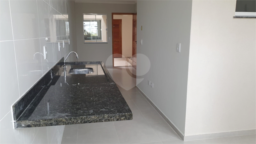 Imperdível! Apartamento Novo, 44m² úteis e 48m² total. No 1º Andar Disponível!