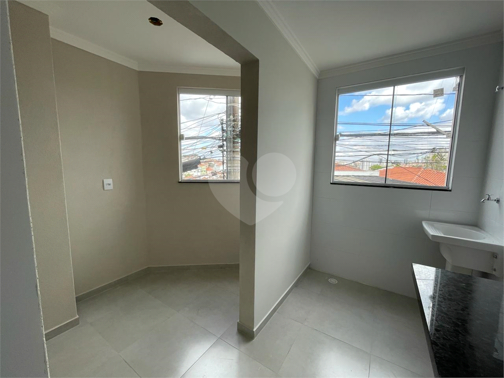 Imperdível! Apartamento Novo, 44m² úteis e 48m² total. No 1º Andar Disponível!