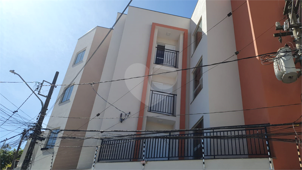 Imperdível! Apartamento Novo, 44m² úteis e 48m² total. No 1º Andar Disponível!