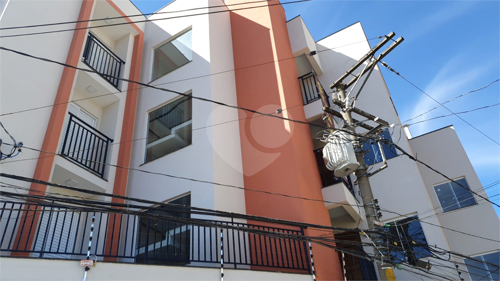 Imperdível! Apartamento Novo, 44m² úteis e 48m² total. No 1º Andar Disponível!