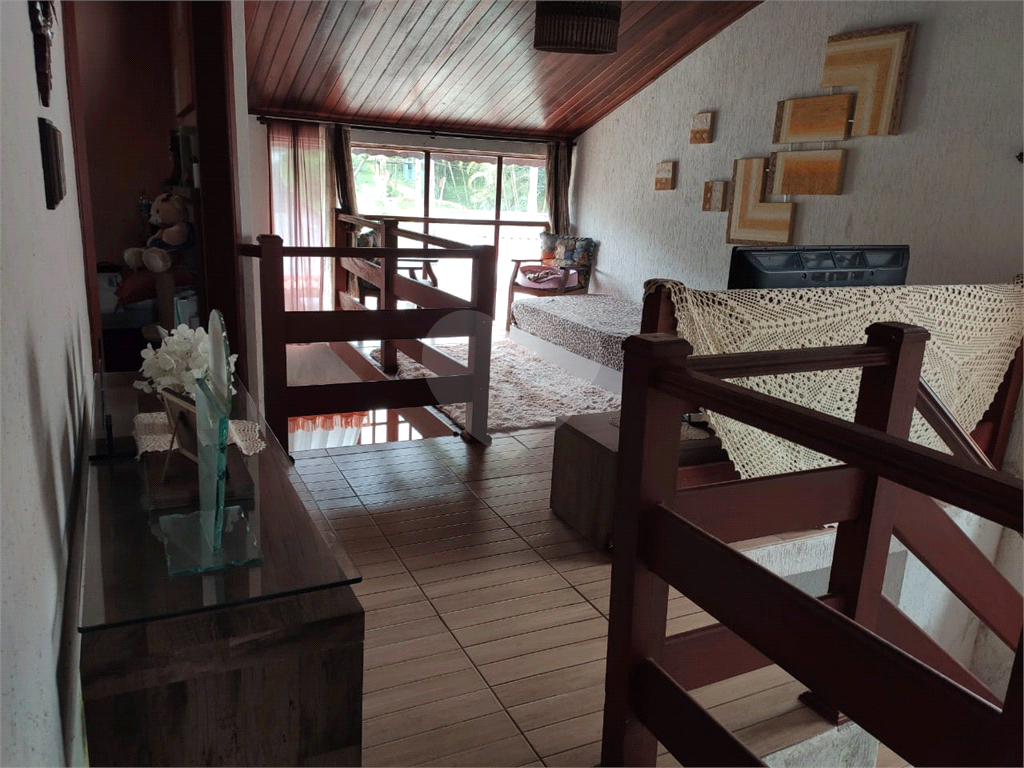 Casa de Condomínio à venda com 3 quartos, 190m² - Foto 18