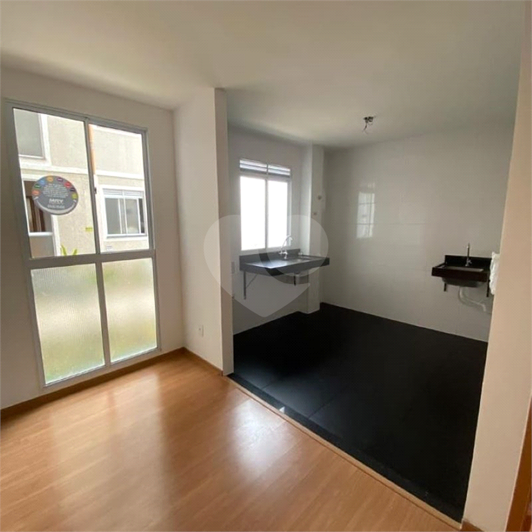 Apartamento à venda com 2 quartos, 45m² - Foto 1