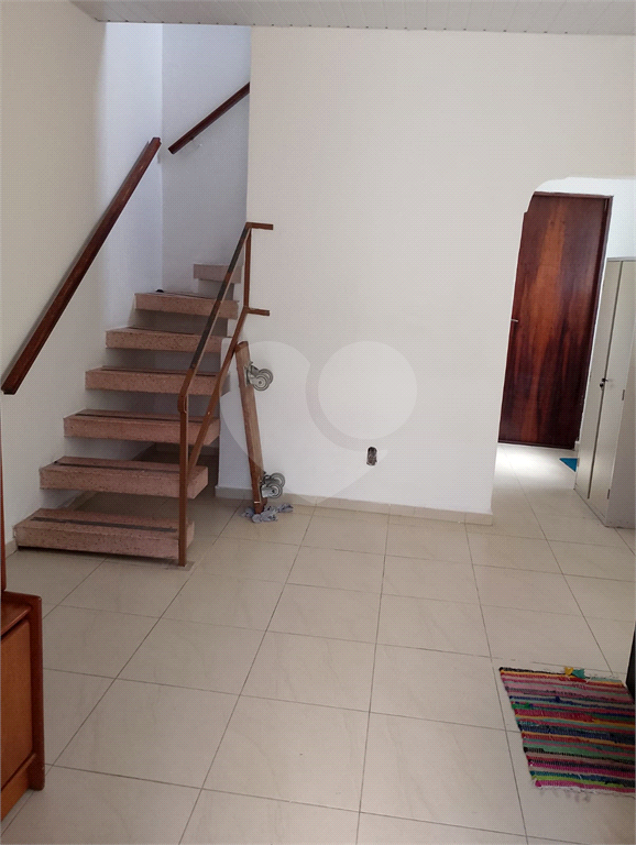 Sobrado vago  residencial ou comercial  na Água Fria e Avenida Engenheiro Caetano Alvares