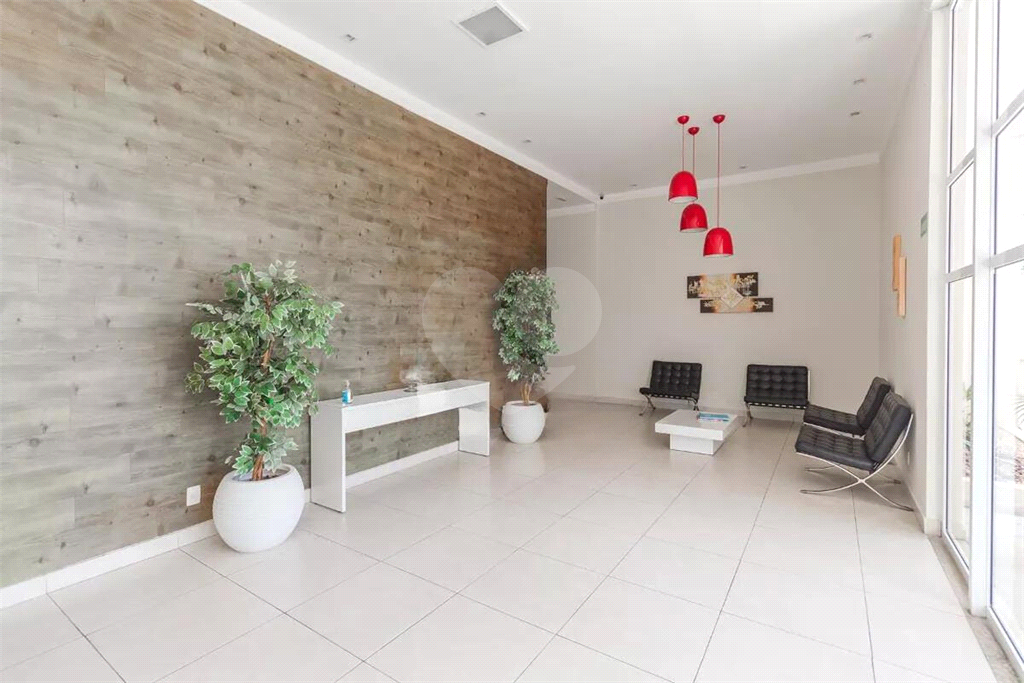APARTAMENTO em CASA VERDE