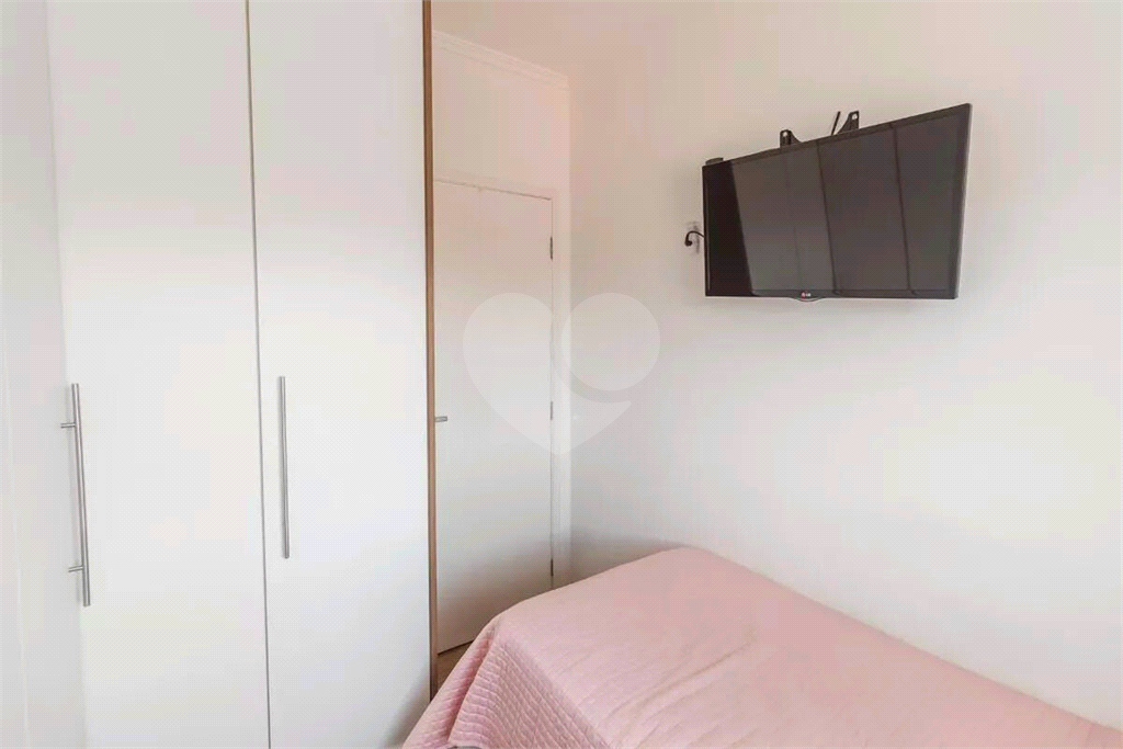APARTAMENTO em CASA VERDE