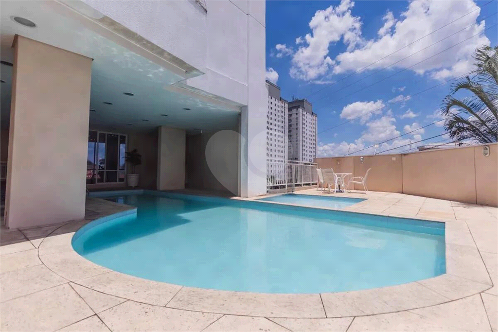 APARTAMENTO em CASA VERDE