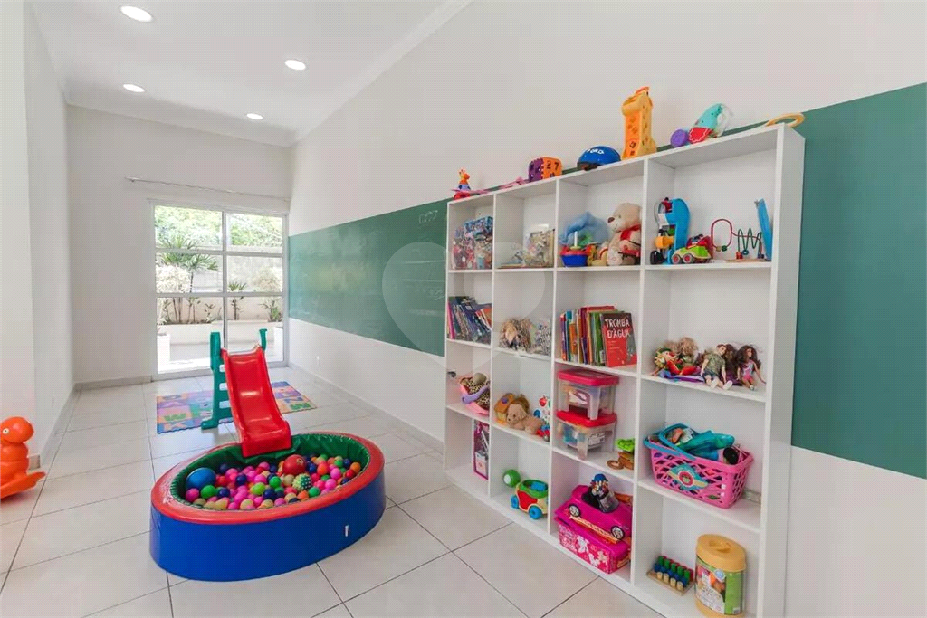 APARTAMENTO em CASA VERDE