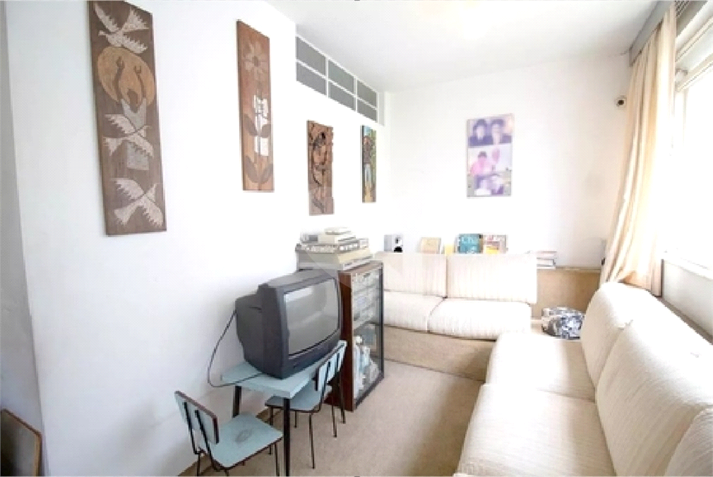 APARTAMENTO em JARDIM PAULISTA