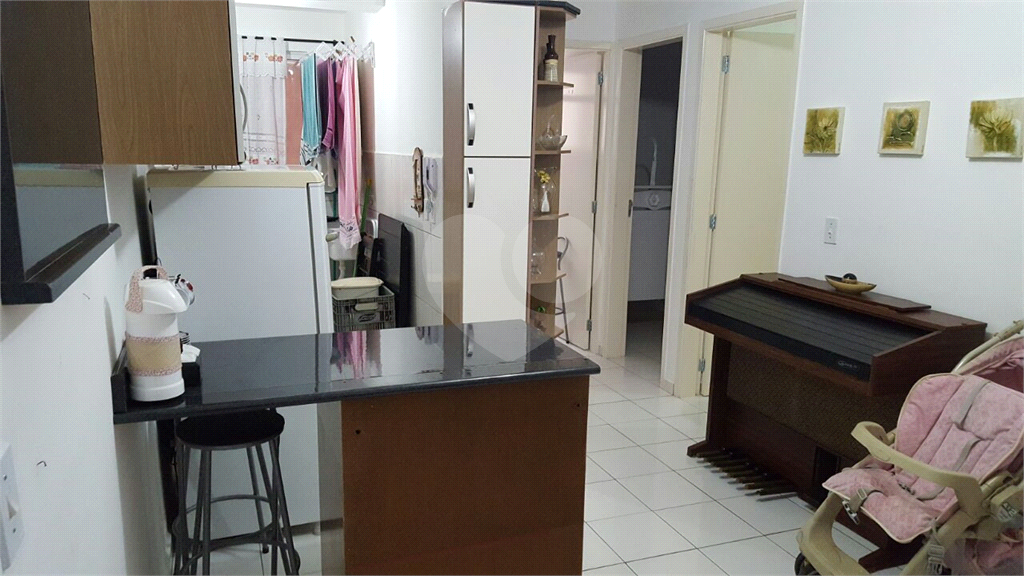 Apartamento à venda com 2 quartos, 47m² - Foto 1