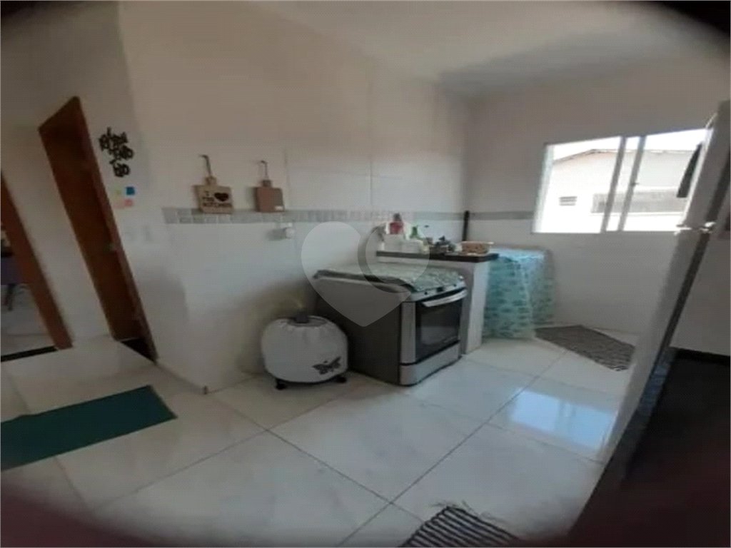 Casa de condomínio com 2 quartos 1 vaga no Maracanã - Praia Grande