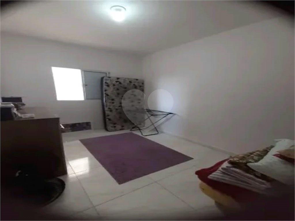 Casa de condomínio com 2 quartos 1 vaga no Maracanã - Praia Grande