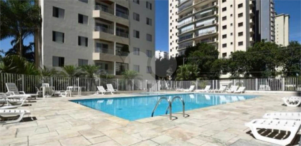 APARTAMENTO em TATUAPÉ