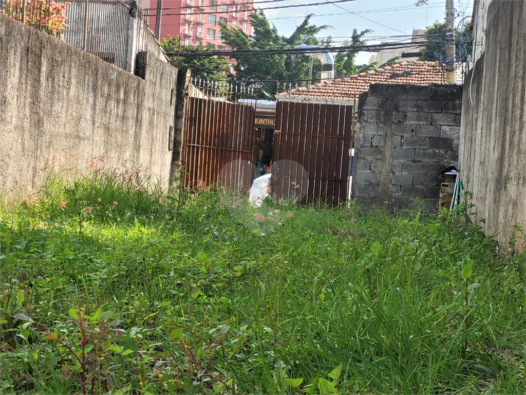 Terreno plano e limpo na Casa Verde com 161m2 de área total