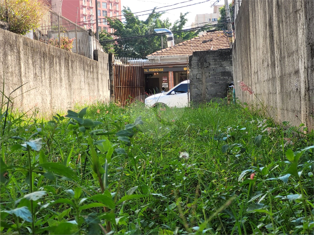 Terreno plano e limpo na Casa Verde com 161m2 de área total