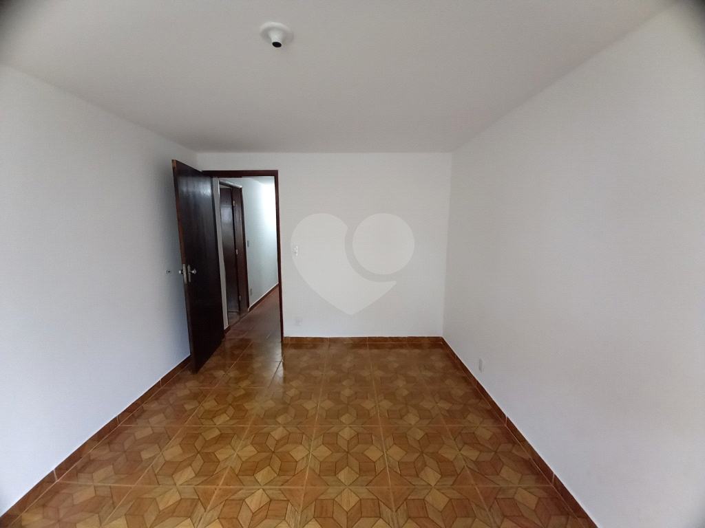 Casa à venda com 3 quartos, 167m² - Foto 7