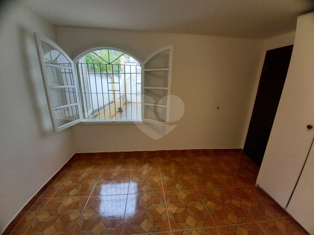 Casa à venda com 3 quartos, 167m² - Foto 4