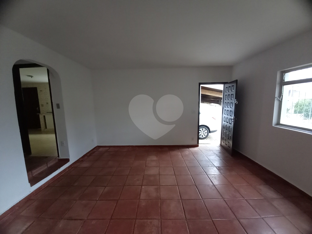 Casa à venda com 3 quartos, 167m² - Foto 3