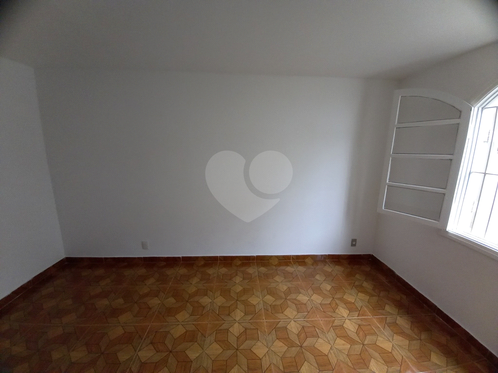 Casa à venda com 3 quartos, 167m² - Foto 6